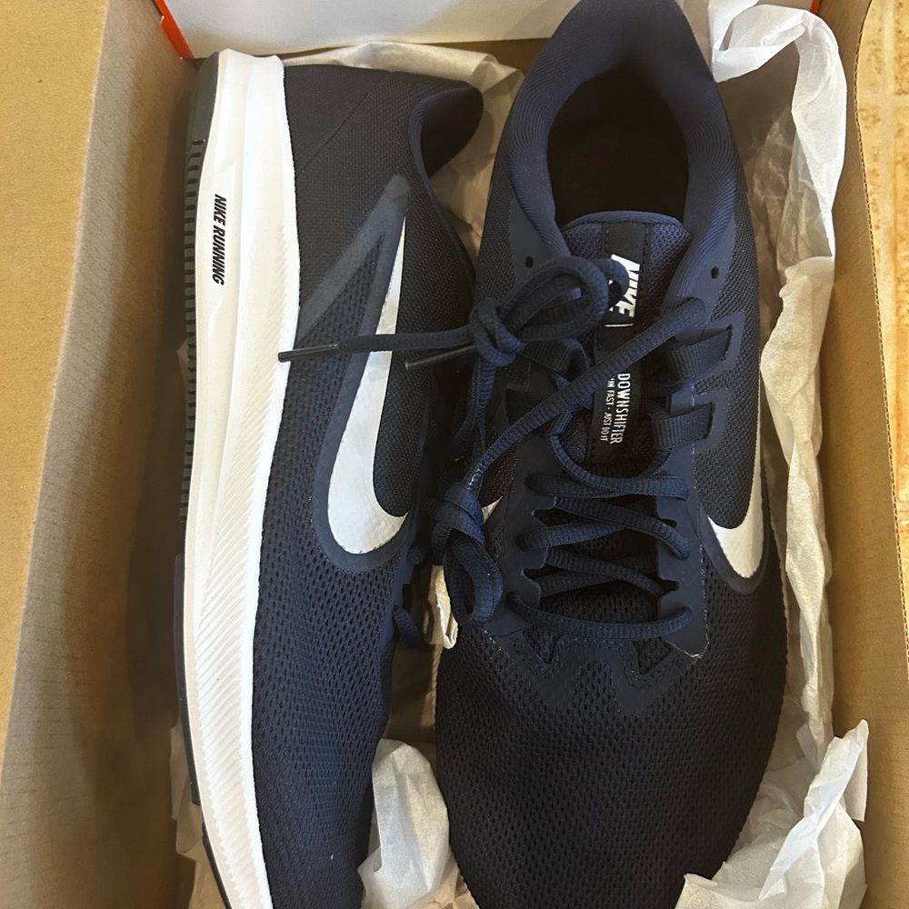 Nike Navy and White Downshifter 4E Sneakers